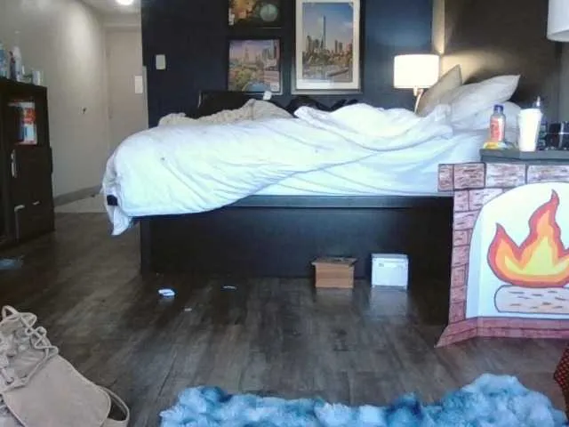 BongaCams Adelaideskyy is Freechat Adelaideskyy — Its Monday!!!!! help me get started off with a bang.....everyone who spends over 50 tokens gets prize!!!!!!!...I'll be on most the day!!! Tarot readings .