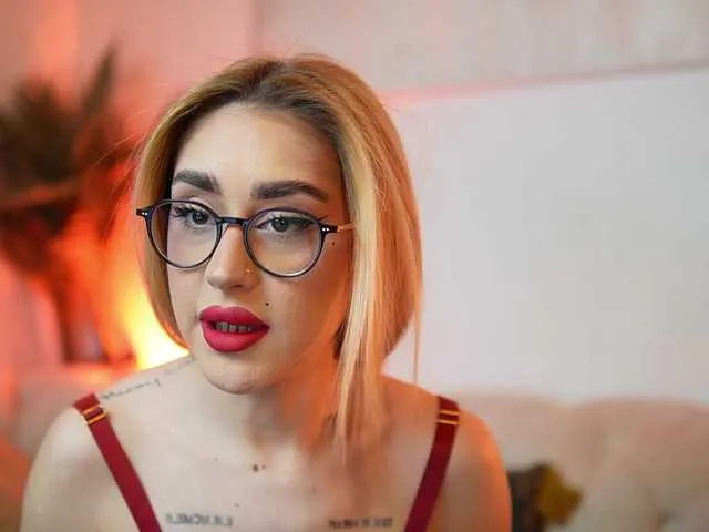 AileenKiss —  PRIVATE OPEN 