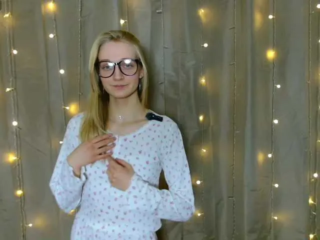 Alex-7595 — Take off the jacket!