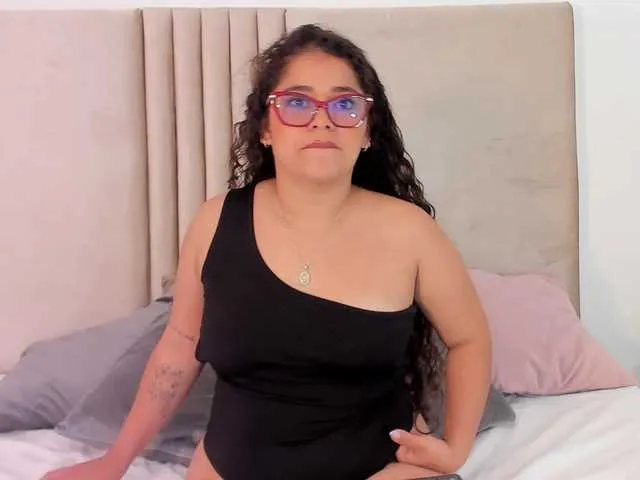 Brenda-mml — My legs are shaking with anxiety just thinking that you are going to leave me wet! come and lets have a delicious day