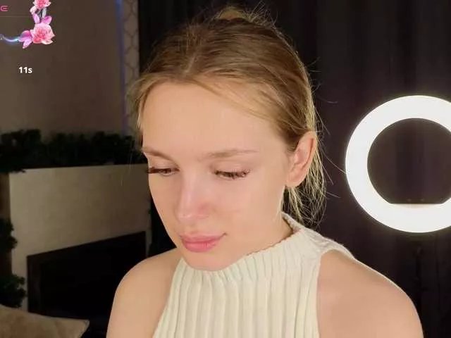 CrimsonAura from BongaCams is Freechat