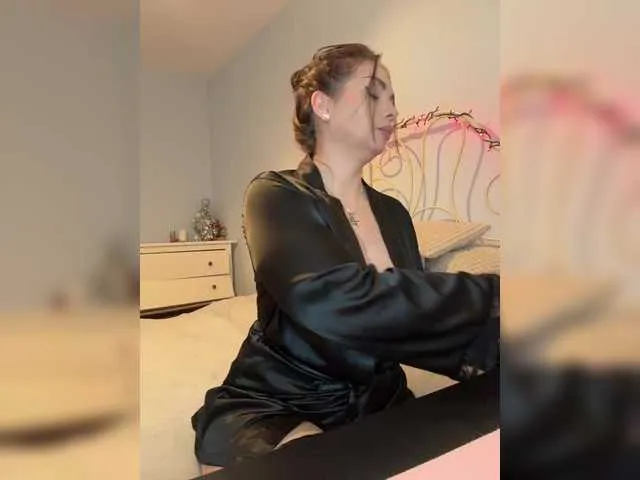 ElisCat — !   !   !      !           !   !)  333 )