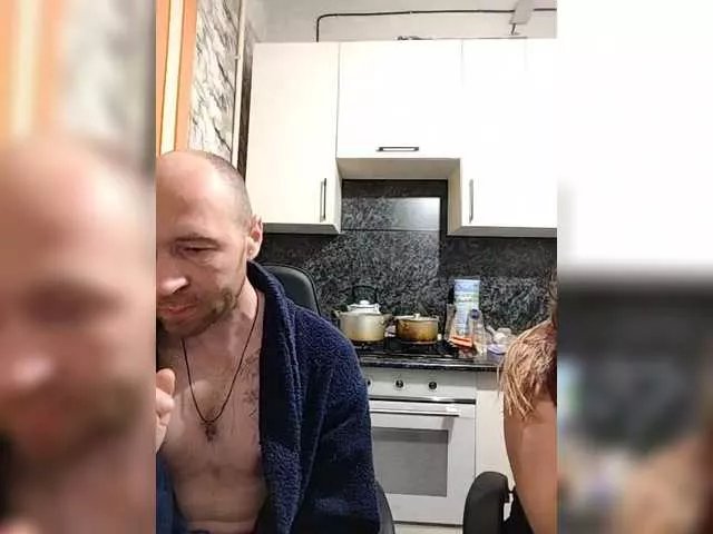 Innokentiy449 from BongaCams is Freechat