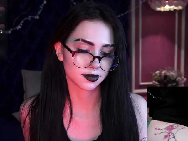 JuicyJess — JESS HERE IN SEARCH FOR IVAN ZOLO (blogger, liker, streamer, tik toker, future actor) SO THAT HE PROMOTE ME IN TT FAVORITE PATTERN FOR 111 + SHOWING TITS>;P FOR NEW GOTH NAILS: @total REMAINING @remain 