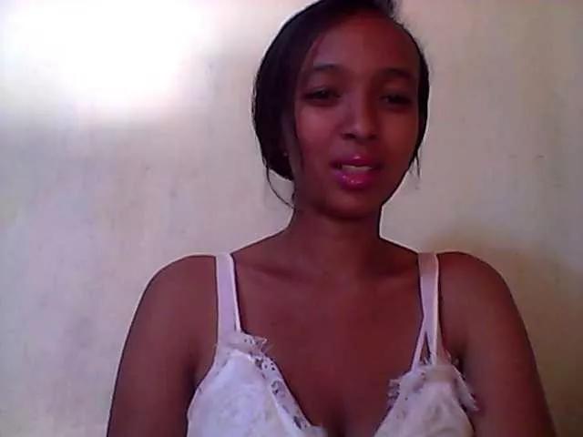 Juliahh from BongaCams is Freechat