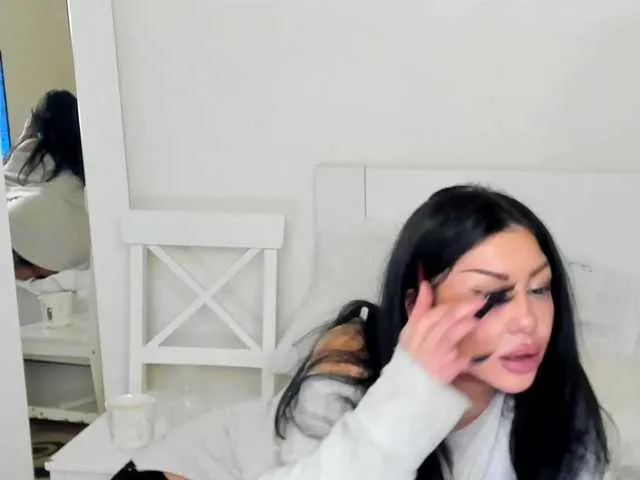 Kalikattt — My first day here ! Be kind and generous guys !:*