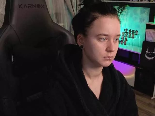 KiraLiLime from BongaCams is Freechat