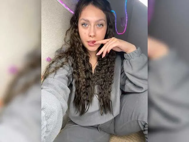 BongaCams Layra200 is Freechat Layra200 —