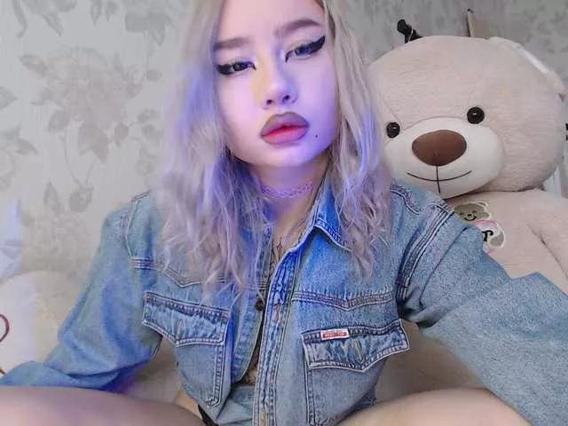 LilCharliey from BongaCams is Freechat