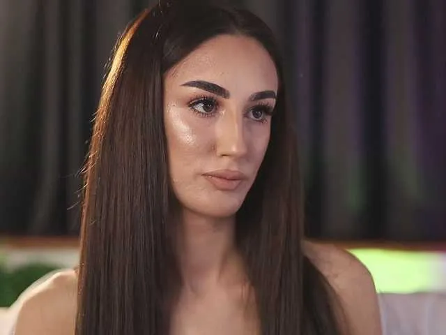 MackenzieHart — I want to discover what makes me melt... guide me step by step  #new #natural #feet #smalltits #sk