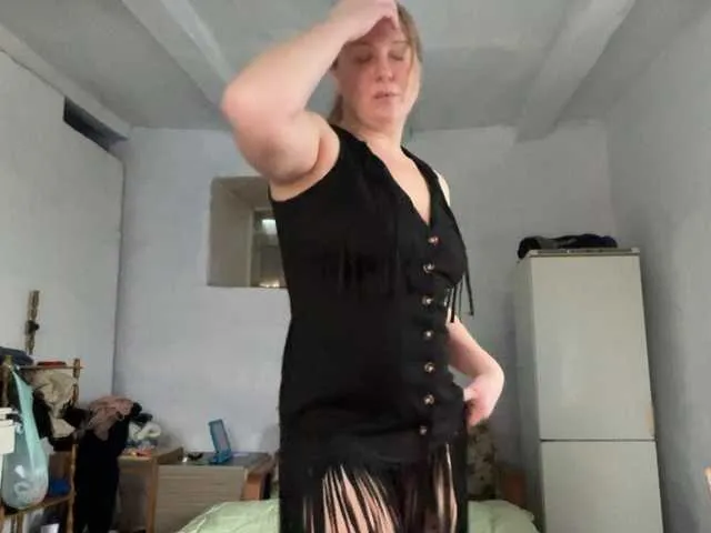 MazyMi — WelcomeLovense work by 5 tokens 