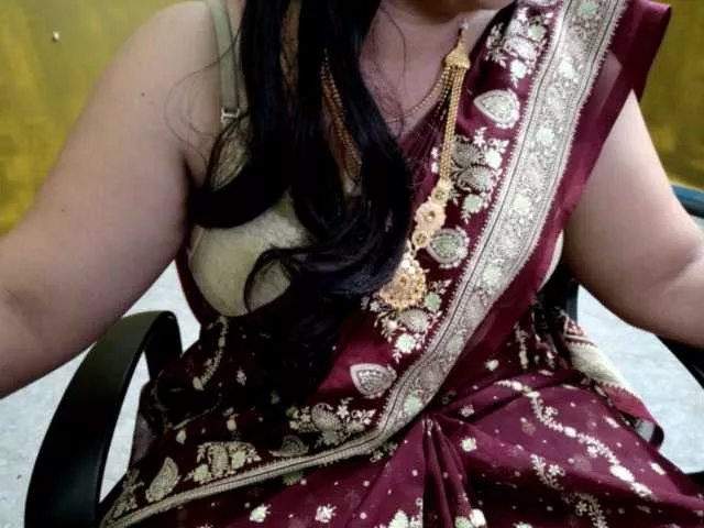 Tamilbabby2025 from BongaCams is Freechat