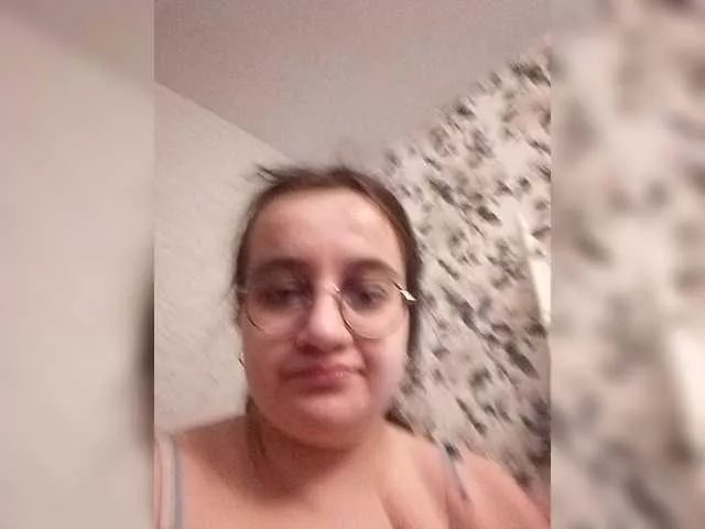 vikaaca from BongaCams is Freechat