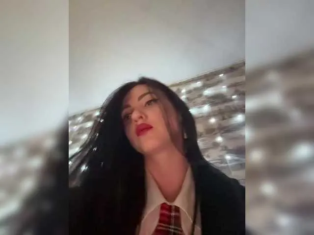 Vikulya1 — hi sweetie!  Let's get acquainted and be naughty) I don't look at the camera!!! Tokens in General chat!!!