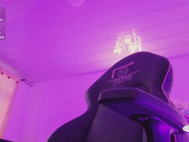 ZURY-TAY — Make me wet wiyh ypur tips  if you love me tip me 5555555555 