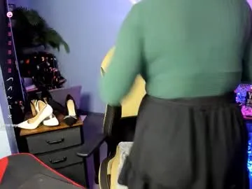 _fantastic_ellie_ — Check out my tip menu and keep me wet 11, 33, 77, 99  #hairypussy #redhead #bigboobs #milf #mommy [5553 tokens remaining]