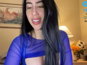 _gummies15 on Chaturbate