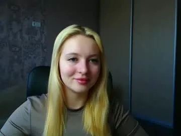 Chaturbate _mila_la_ is Freechat _mila_la_ — Let's beat my cumshot record #blonde #german #c2c #pantyhose #heels