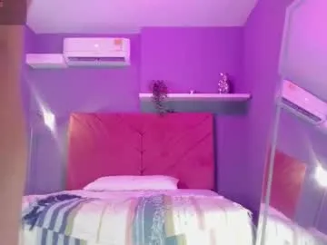 ainhoa_charris — Drop milk close [37 tokens left] #ebony #bigboobs #milf #pregnant #anal