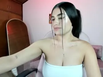 alheli_16 — GOAL: Topples [69 tokens remaining] Stay a while... I promise to make it worth every second #latina #bigtits #bigboobs #nonude #new