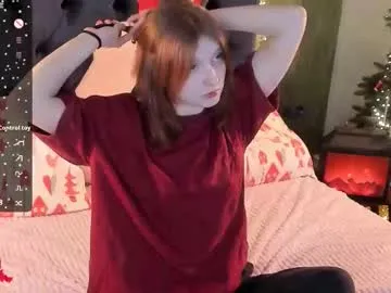 alice_langley — Hello there! Nice to see you here! Shall we have  fun? <3 - Goal: put legs up [14 tokens left] #redhead #shy #smalltits #pantyhose #cute