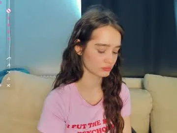 alivialovely — Hi! Help me to get 100 thumb up's Goal: lift up my top ^^ <3  #new #teen #shy #18 #squirt [0 tokens remaining]