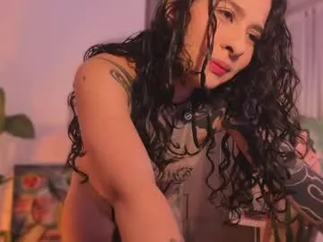 anakedartist —  Fav vibes: 38,88,111,208.308 Ultra High Vibrations!! Tip 1500 for insta squirt/orgams with toy control - Goal: Fingers play  [550 tokens left] #bigpussylips #c2c #curvy #natural #tease