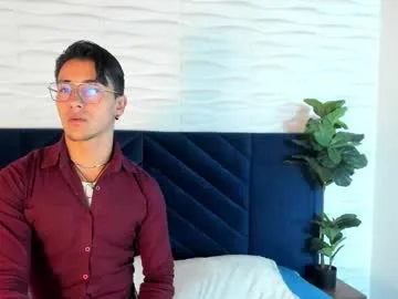 andyjoy_ on Chaturbate
