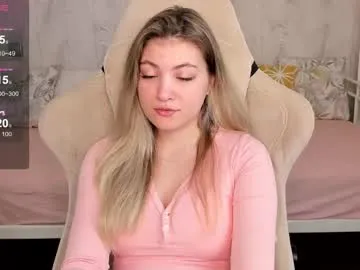 angel__grace — GOAL: Stand up and show cute outfit [28 tokens remaining] Welcome to my room! #new #nonude #shy #blonde #petite