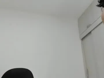 ariacoral — enjoy my wet pussy squirt #bush #hairy #jeans #smoke #cameltoe [294 tokens remaining]