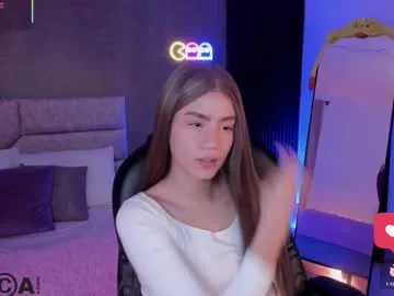 arinextdoor on Chaturbate