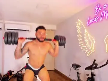 axel_power — Helicopter cock [6 tokens left] Show my body and tell me all the naugthy things you want to do with me #muscle #fit #bigcock #latino #new