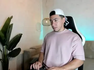 bastian_franco01 — Let yourself be carried away by pleasure and domination! #muscle #findom #feet - Naked and Dick hard! - #bbc #findom #bigdick #muscle #dirtytalk