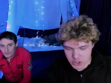 beauty_liam — GOAL: take off your T-shirt [50 tokens remaining] Welcome to my room! #bigcock #new #teen #muscle #18