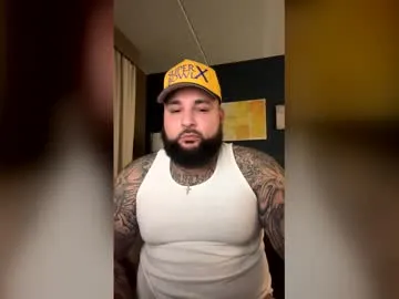 bigdickrican94 — just got off work help me get naked [500 tokens remaining]