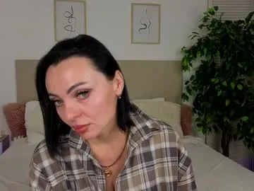 black_bestie — #new #milf #shy #hot #new #livecam #milf #vipshow #cammodel