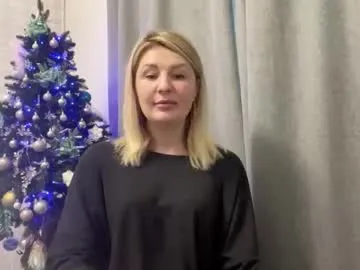 blondie_xoxoxo on Chaturbate