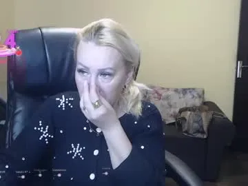 candy_hellenx — #german #office #satin  #conversation #milf #Tip 1 token and say Hello