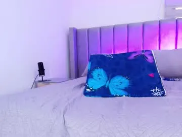 carol_juiicy_ on Chaturbate