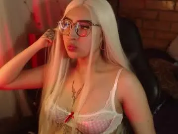 cintya_kors — Current Goal: Show Tits at 88 tokens -- Next Goal: Spit Tits -- naughty girl  #smoke #c2c #pantyhose #glasses #bigtits