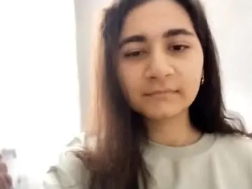 clairepittsenbarger — GOAL: air kis #18 #natural #teen girl who is #new to here, pretty #shy , drawing & coocking [3 tokens remaining]