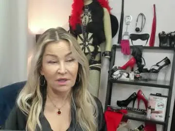 crystalxohotty — #cbt #femdom #chasisty #feet #sph