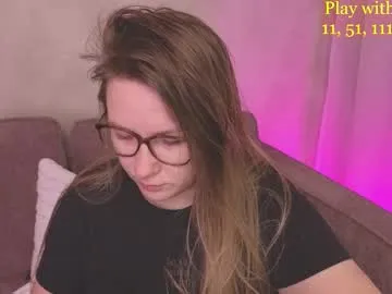 cute_darina on Chaturbate