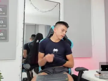 daddyrich4u on Chaturbate