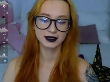 dark_lola_ on Chaturbate