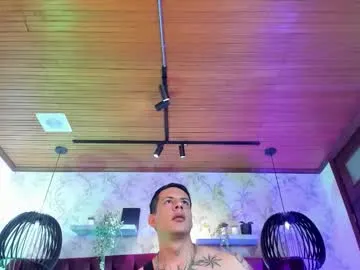 dustin_sonne on Chaturbate