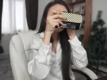 elegant_vibes on Chaturbate