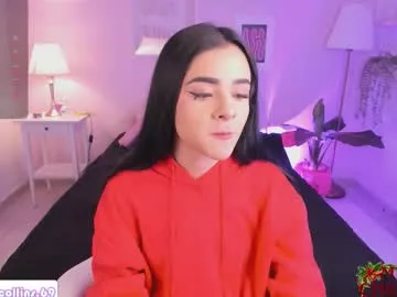 ema_soul on Chaturbate