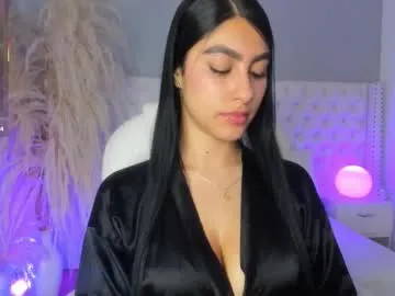 emily_roux on Chaturbate