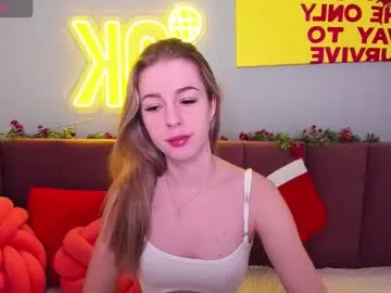 emilymagnificent on Chaturbate